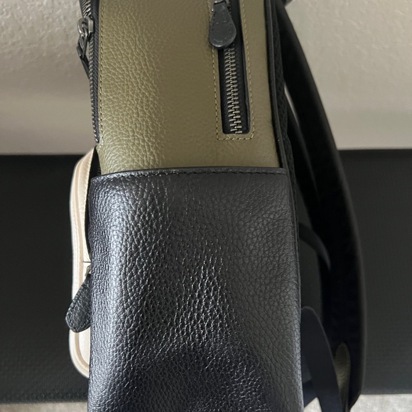 Coach back pack leather - Picture 3 of 7